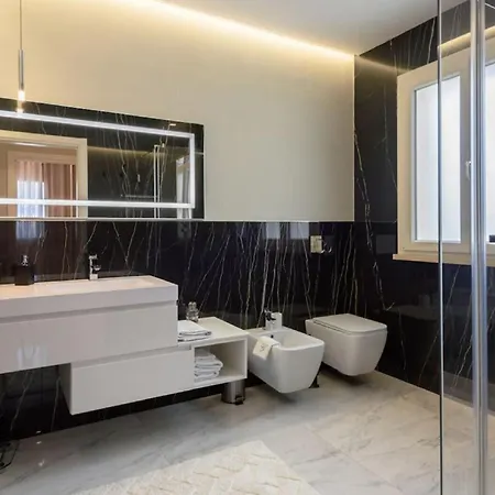 Apartamento Casa Di Famiglia Con Piscina